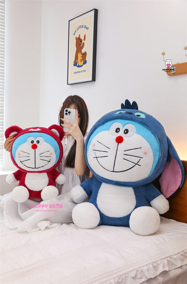 Gấu Bông Doreamon Cosplay Lotso Dâu Và Stick HAPPY BEAR size 60CM