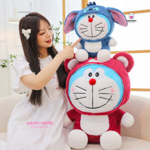 Gấu Bông Doreamon Cosplay Lotso Dâu Và Stick HAPPY BEAR size 60CM