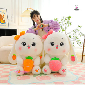 Gấu bông thỏ tai dài dễ thương ôm cà rốt và dâu HAPPY BEAR size 60CM